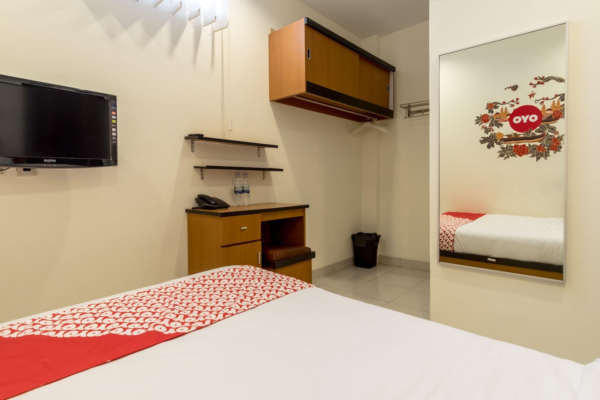 Oyo 294 Andrea Residence Syariah Medan Exteriér fotografie