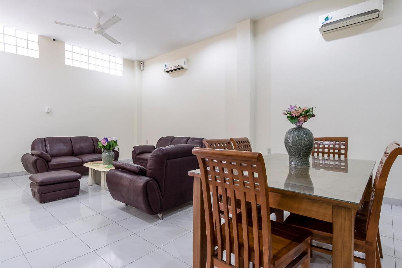 Oyo 294 Andrea Residence Syariah Medan Exteriér fotografie